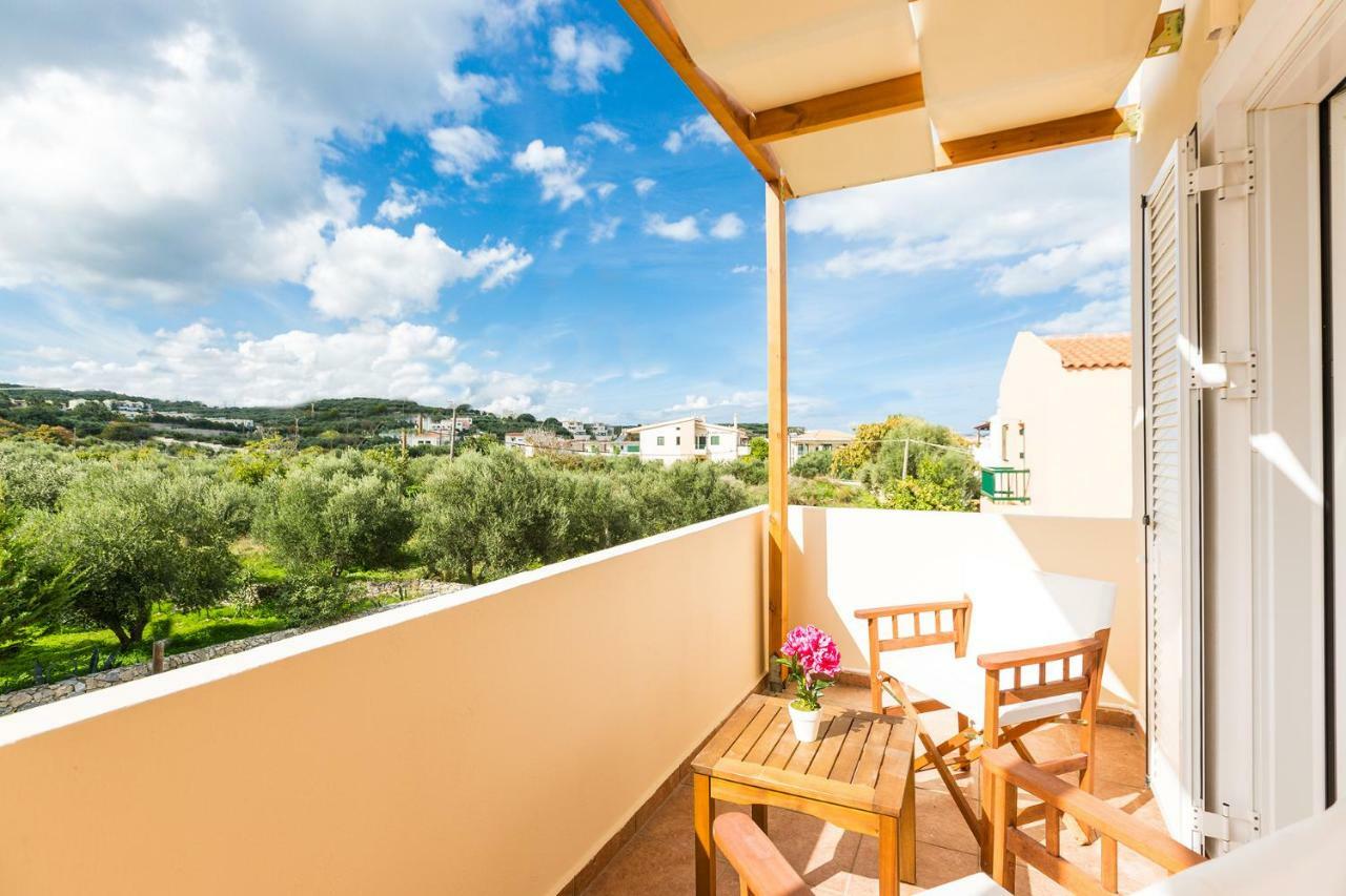 Seaside Villa Konaki Almirida Екстериор снимка